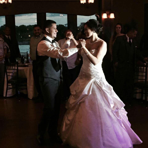 Wedding dance lesson - first dance together